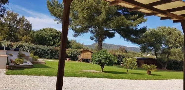 Villa Les Cents Cyprès Bormes-les-Mimosas 0*,  France